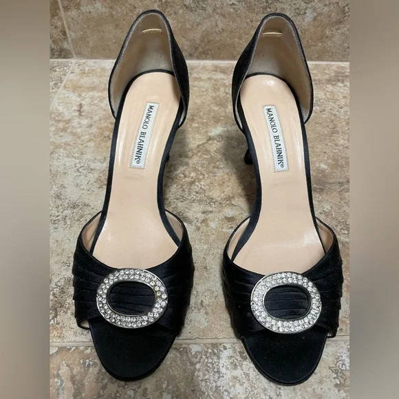 Manolo Blahnik black satin Sedaraby D’Orsay heels size 39 - Picture 2 of 13